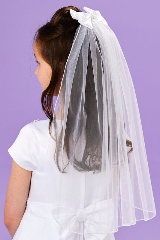 Peridot Girls White Pearl Large Bow Communion Veil - Style Fallon