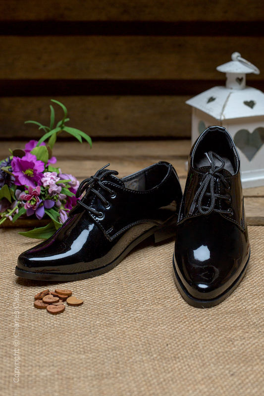 Pointed dress shoes online