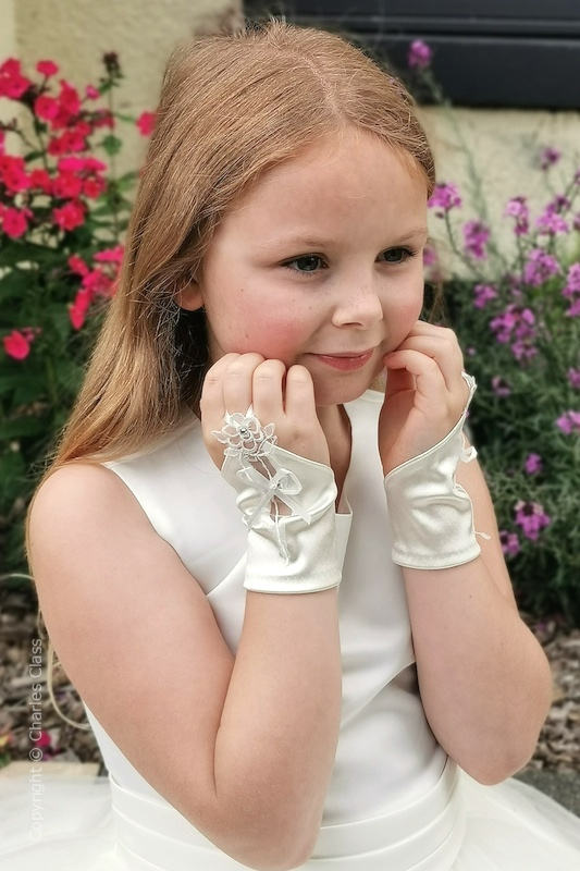 ivory wedding gloves uk